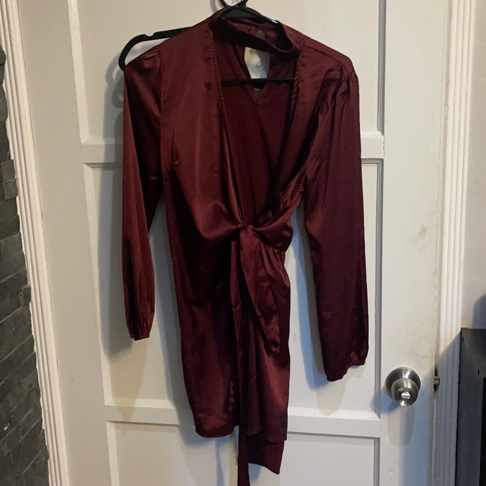 Fashion nova wrap dress size medium - Picture 5 of 5
